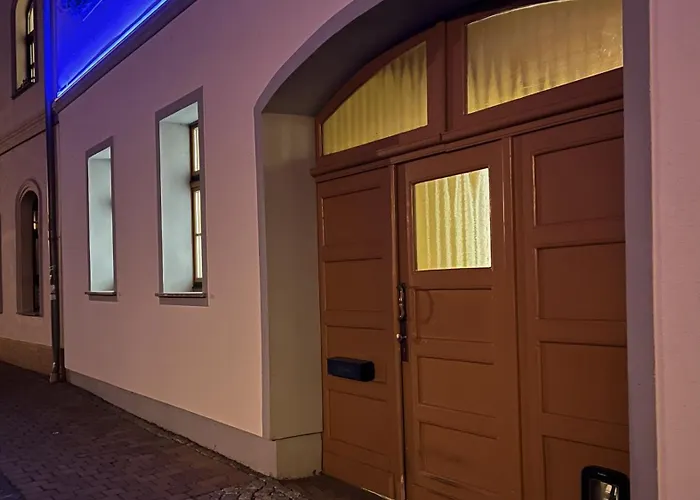 شقة Marktgefluester